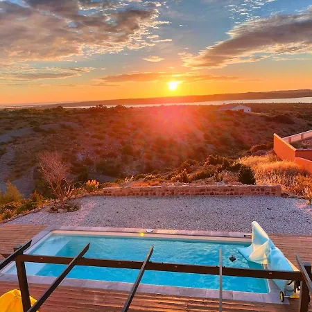 House With Sea View And Pool In Апартаменты Fitou